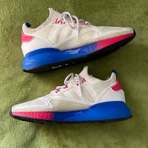 Adidas Tenni shoes